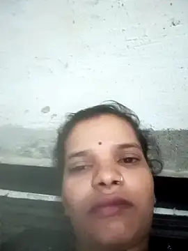 Student garl 1 online show from 14, 5, 2026
