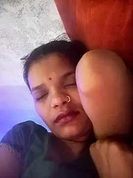 Student garl 1 online show from 18, 5, 2026