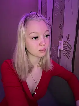 Snapshot of Velvet_Doll_ chatting on 8, 6, 2026 Velvet Doll online show from 8, 6, 2026