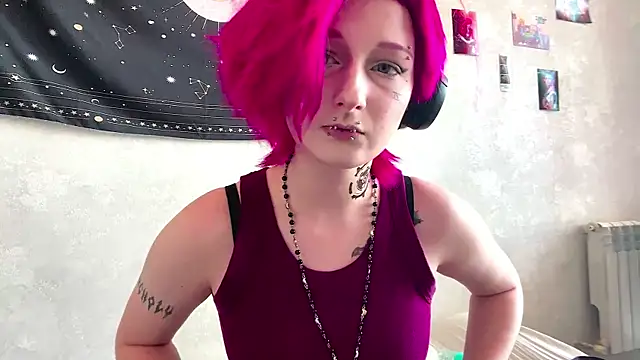 Snapshot of Playful_Vi chatting on 4, 5, 2026 Playful Vi online show from 4, 5, 2026