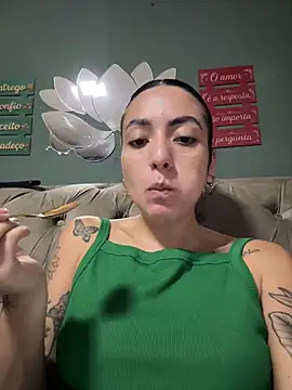 Snapshot of MartinadeCaxias chatting on 21, 5, 2026 MartinadeCaxias online show from 21, 5, 2026