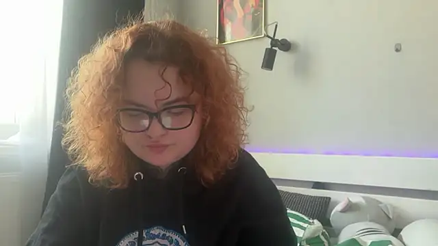 Snapshot of altpersonaa chatting on 4, 5, 2026 altpersonaa online show from 4, 5, 2026