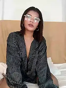 Snapshot of charlene_pretty chatting on 14, 6, 2026 charlene pretty online show from 14, 6, 2026