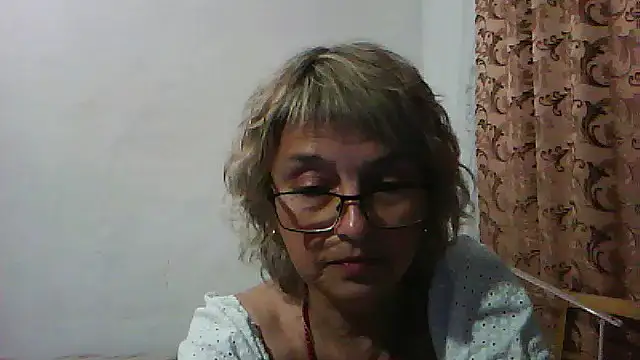Snapshot of ElizabethGorden chatting on 2, 8, 2026 ElizabethGorden online show from 2, 8, 2026