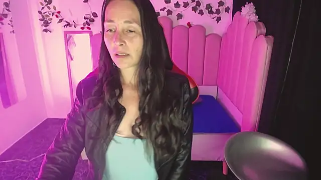 Snapshot of janneth16 chatting on 6, 5, 2026 janneth16 online show from 6, 5, 2026