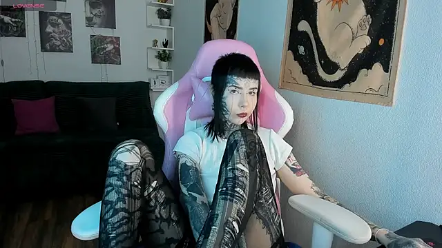 Snapshot of Bloood__Mary chatting on 31, 7, 2026 Bloood Mary online show from 31, 7, 2026