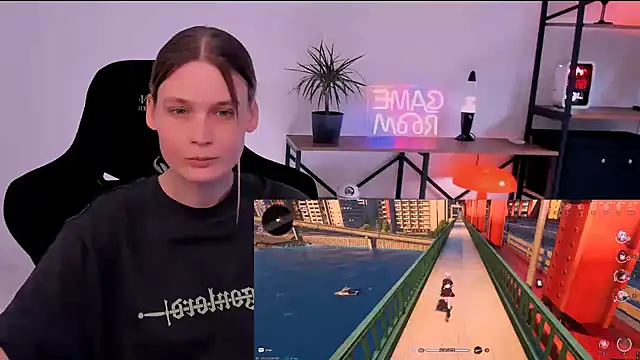 Nessi Villain online show from 22, 5, 2026