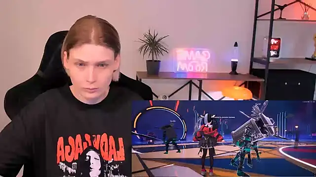 Nessi Villain online show from 8, 6, 2026