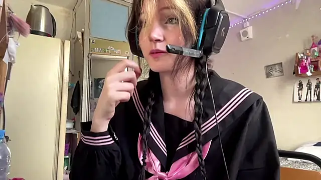 Snapshot of Berlinettagray chatting on 6, 5, 2026 Berlinettagray online show from 6, 5, 2026