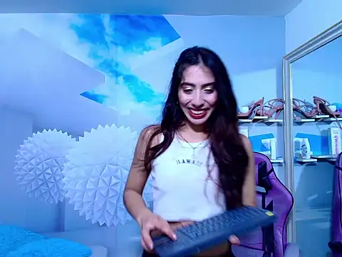 Snapshot of AMBEL-ROSE chatting on 15, 5, 2026 AMBEL-ROSE online show from 15, 5, 2026