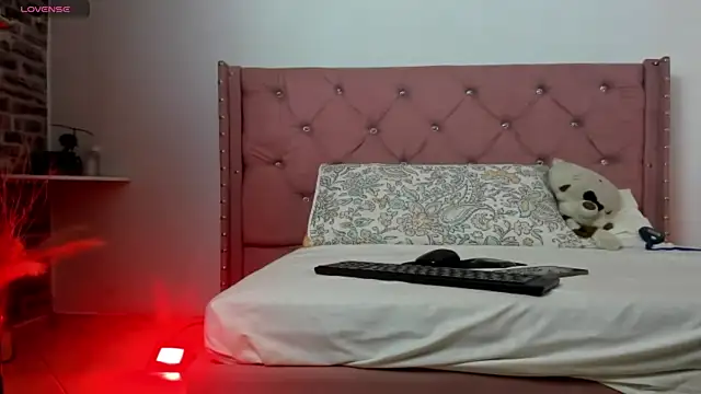 Snapshot of valery-hott-gb chatting on 21, 5, 2026 valery-hott-gb online show from 21, 5, 2026