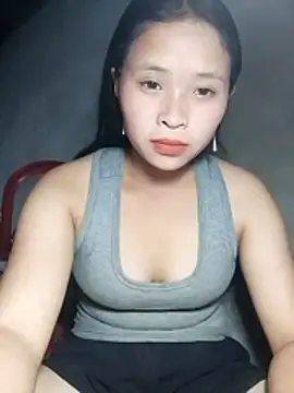 Snapshot of Lucky-lux chatting on 5, 5, 2026 Lucky-lux online show from 5, 5, 2026