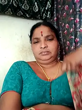 Snapshot of puspalatha12 chatting on 5, 5, 2026 puspalatha12 online show from 5, 5, 2026