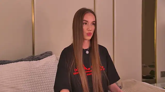 Jasmin Glow online show from 25, 6, 2026
