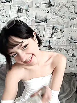 Snapshot of zyranoct chatting on 27, 5, 2026 zyranoct online show from 27, 5, 2026
