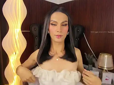 Snapshot of Estella_Hilton chatting on 13, 6, 2026 Estella Hilton online show from 13, 6, 2026