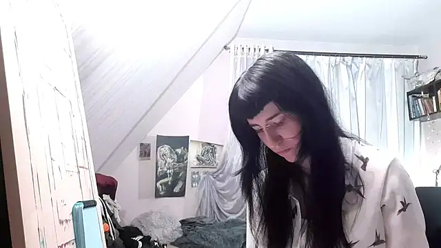 Snapshot of EthylAdkisson chatting on 8, 5, 2026 EthylAdkisson online show from 8, 5, 2026