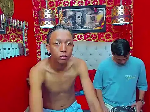 Snapshot of skinny20boy chatting on 8, 6, 2026 skinny20boy online show from 8, 6, 2026