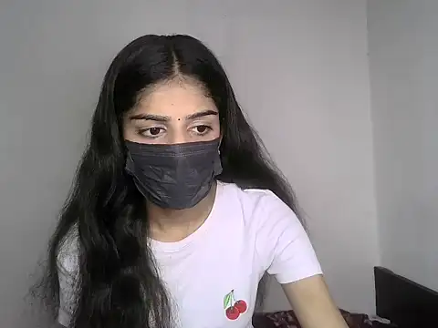 Snapshot of SASSY__BABY_ chatting on 22, 7, 2026 SASSY BABY online show from 22, 7, 2026