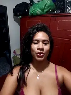Snapshot of AntonellaMonroew chatting on 8, 5, 2026 AntonellaMonroew online show from 8, 5, 2026