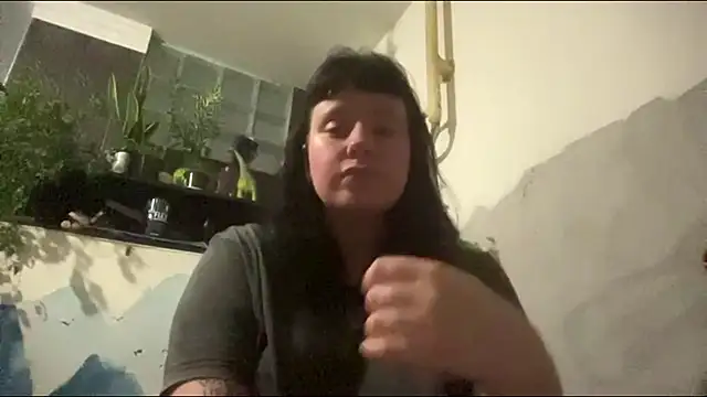 Snapshot of altbunny chatting on 6, 5, 2026 altbunny online show from 6, 5, 2026