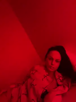 Snapshot of molotovmami chatting on 14, 5, 2026 molotovmami online show from 14, 5, 2026