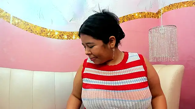 AriaMoonnn online show from 27, 5, 2026