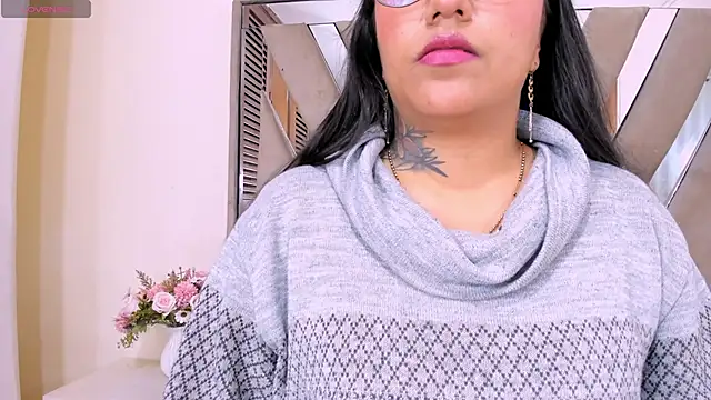 Snapshot of haeily_ruiz chatting on 9, 5, 2026 haeily ruiz online show from 9, 5, 2026