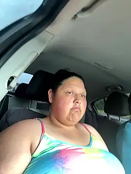 Snapshot of plussizemama chatting on 19, 5, 2026 plussizemama online show from 19, 5, 2026