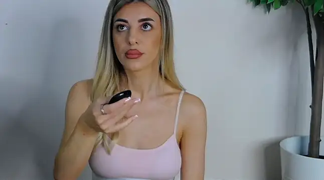 IvyLustt online show from 16, 6, 2026