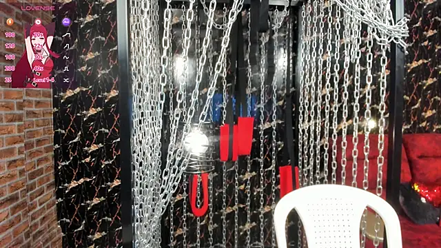 Snapshot of LunaiXMoon_ chatting on 27, 6, 2026 LunaiXMoon online show from 27, 6, 2026