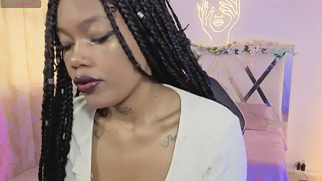 CRISTALBROKE TAY online show from 9, 7, 2026