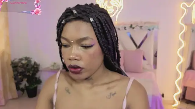 CRISTALBROKE TAY online show from 14, 7, 2026