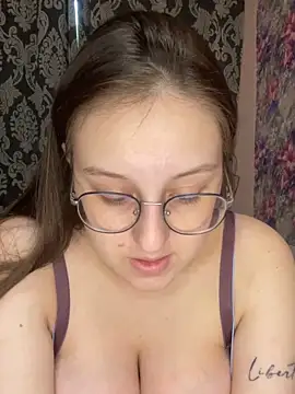viksiss online show from 3, 6, 2026