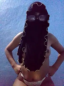 capitana love online show from 15, 5, 2026