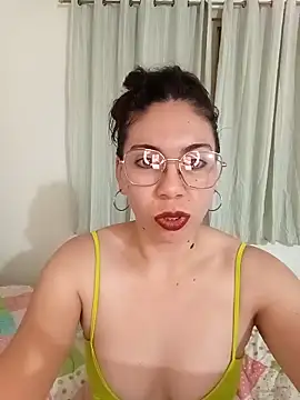 Mia essence online show from 10, 5, 2026