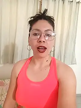 Mia essence online show from 11, 5, 2026