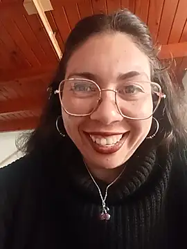 Mia essence online show from 30, 7, 2026