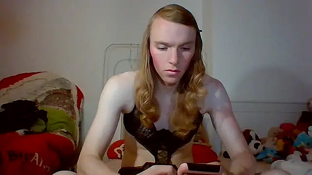Snapshot of DaimondAngel chatting on 3, 8, 2026 DaimondAngel online show from 3, 8, 2026