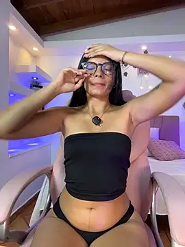 Snapshot of isabel_space chatting on 10, 6, 2026 isabel space online show from 10, 6, 2026