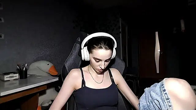NightFoxxx online show from 30, 6, 2026