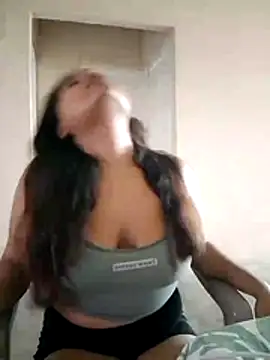 Snapshot of Daniela-Peruana chatting on 7, 5, 2026 Daniela-Peruana online show from 7, 5, 2026