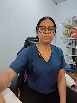Snapshot of alanahot94 chatting on 6, 6, 2026 alanahot94 online show from 6, 6, 2026