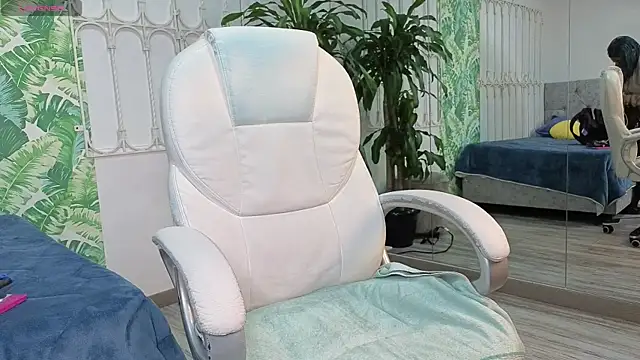 Snapshot of baby_julieta00 chatting on 20, 6, 2026 baby julieta00 online show from 20, 6, 2026