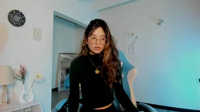 Snapshot of Zoe_dear chatting on 12, 5, 2026 Zoe dear online show from 12, 5, 2026