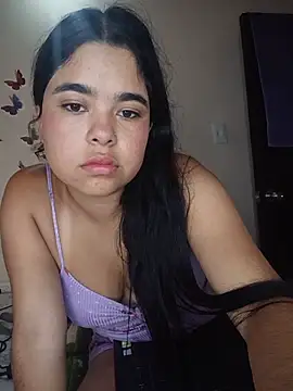 Snapshot of MiiaHott_W chatting on 3, 7, 2026 MiiaHott W online show from 3, 7, 2026