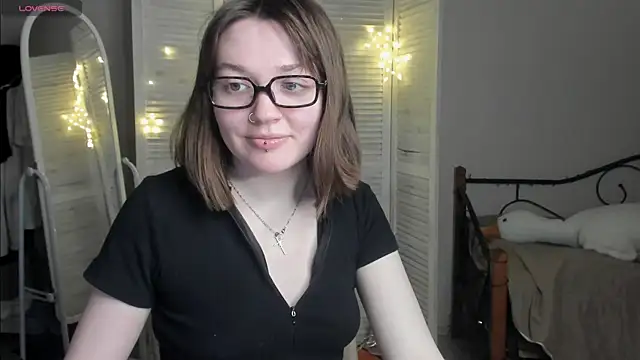 Snapshot of RinaSXY chatting on 16, 6, 2026 RinaSXY online show from 16, 6, 2026