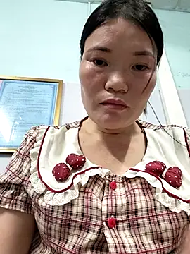 Snapshot of -Trici- chatting on 29, 5, 2026 -Trici- online show from 29, 5, 2026