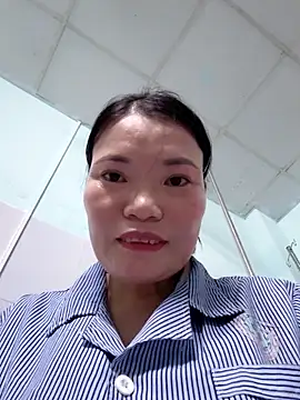 Snapshot of -Trici- chatting on 1, 6, 2026 -Trici- online show from 1, 6, 2026
