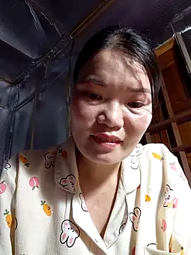 Snapshot of -Trici- chatting on 5, 6, 2026 -Trici- online show from 5, 6, 2026